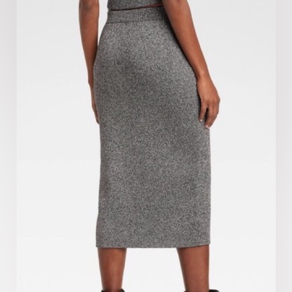 A New Day - Ribbed MIDI Sweater Skirt - Picture 2 of 9